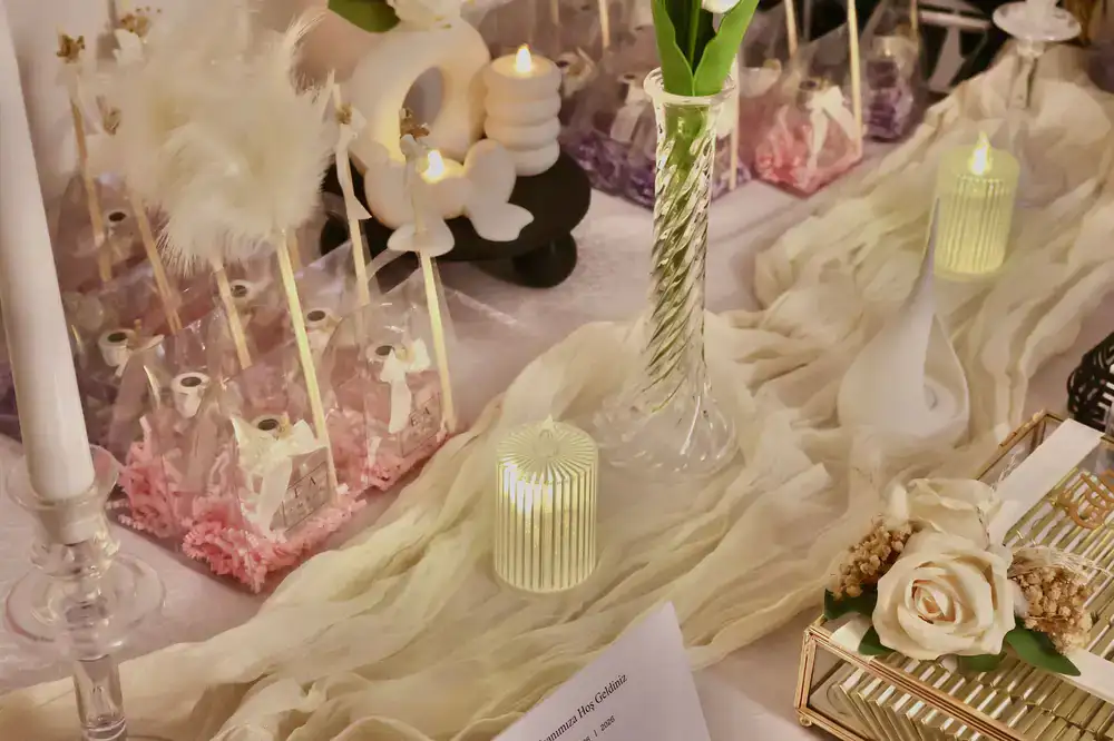 Details of our elegantly decorated planning office